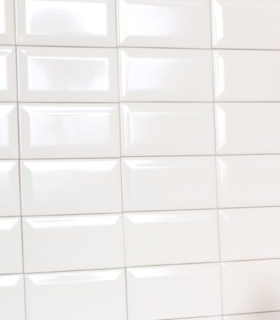 Kakel Metro Beige 75X15 3