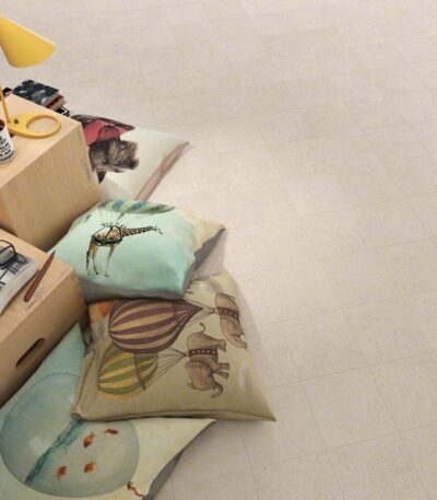 nassau crema 20x20 1