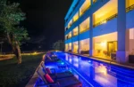 piscina hotel serie luminiscente