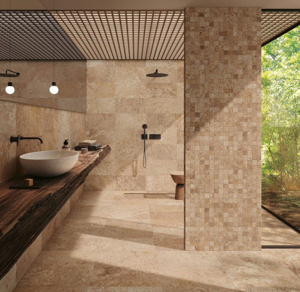 Tiber Natural 30x60 mosaique 5x5 salle de bain