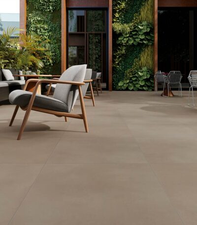Utopie Taupe 80x80 restaurant det01